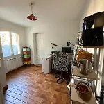 بيت للعطل La Maison De Gg Proche Du Pont Du Gard *