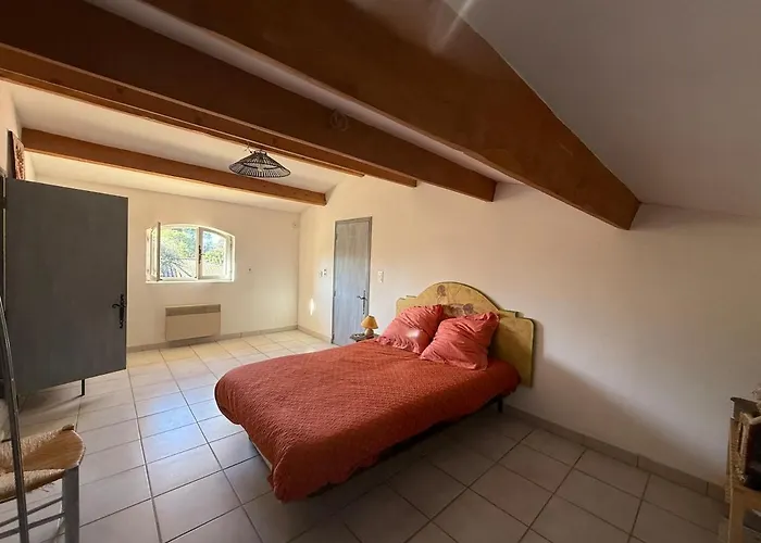 La Maison De Gg Proche Du Pont Du Gard Tatil Evi *